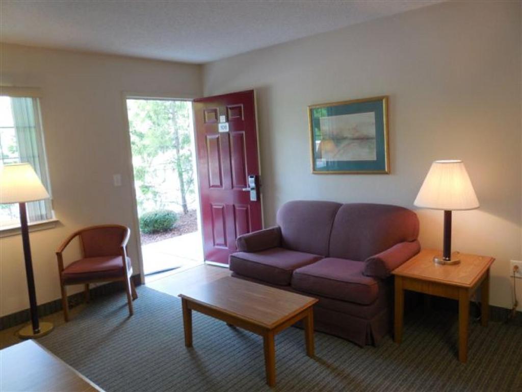 Affordable Suites Rocky Mount Quarto foto